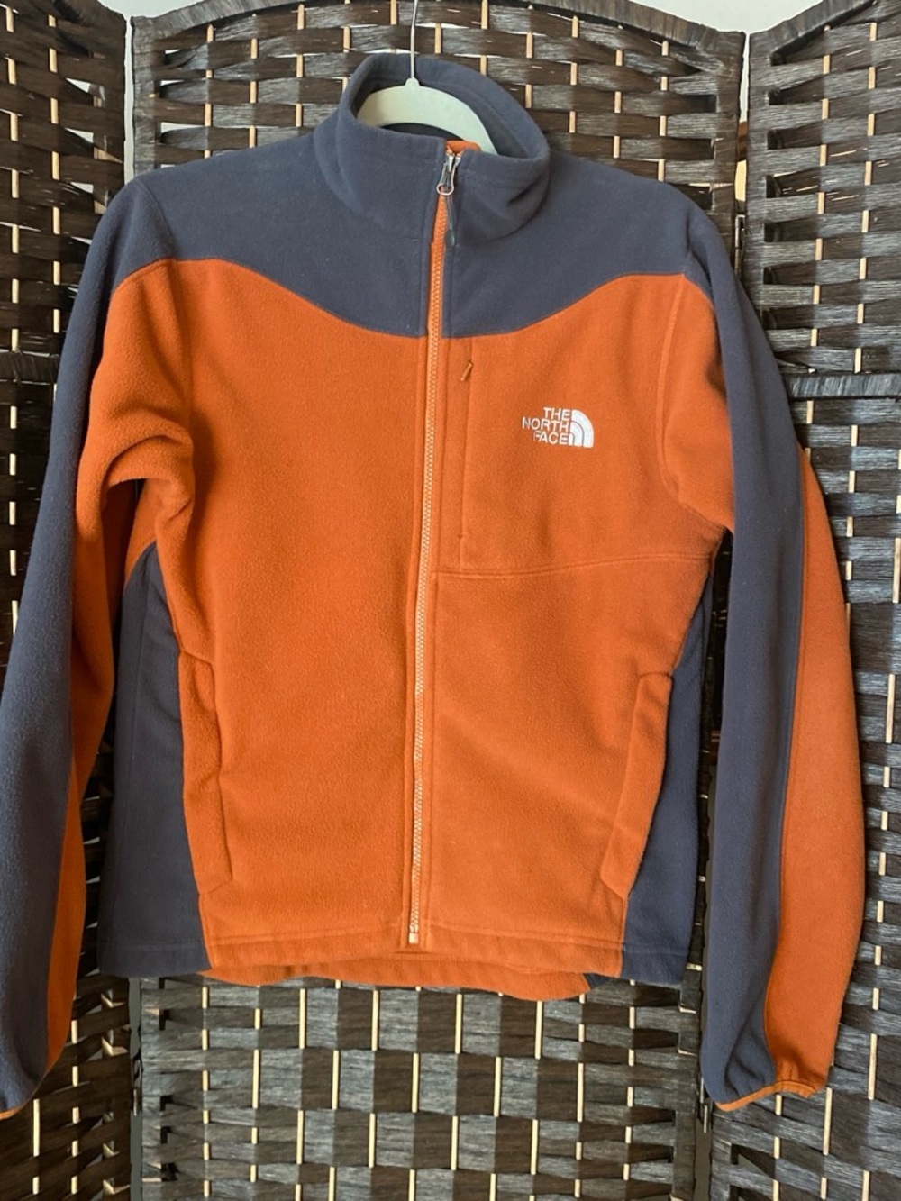 The North Face Men’s Hommes Orange and Gray Fleece Jacket Size Small